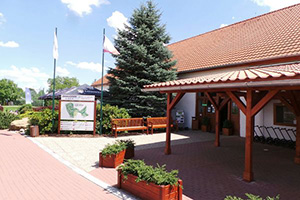 Restaurace golfového klubu (Mstětice)